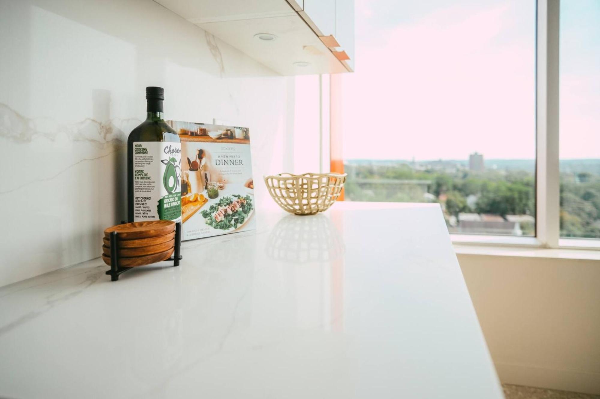 New - Luxury 2Br Penthouse Apt In Central Halifax Exterior photo